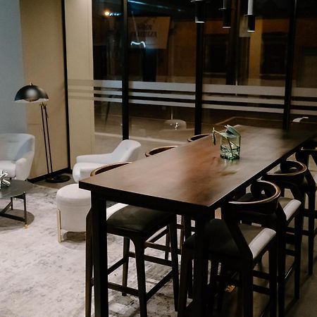 Apartamento Exclusivo Ciudad De Guatemala Zona 10 المظهر الخارجي الصورة